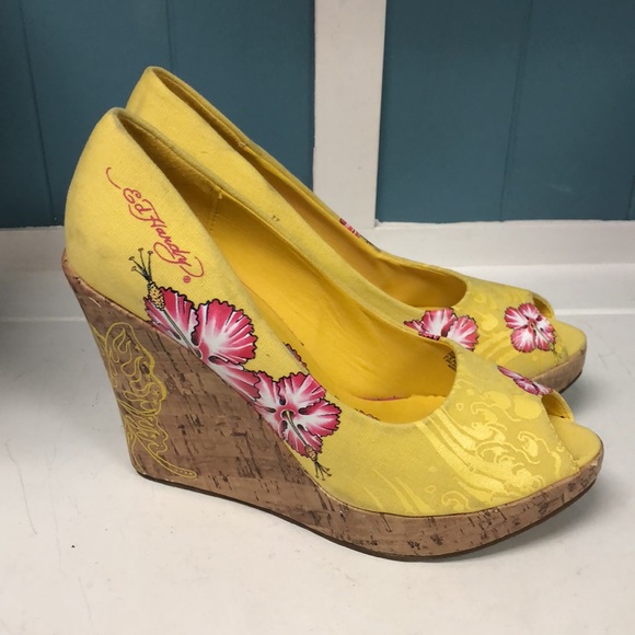 Ed Hardy Sz 9 All Over Design Butterfly Hibiscus Wedges Hawaii vibes Canvas - Picture 3 of 9